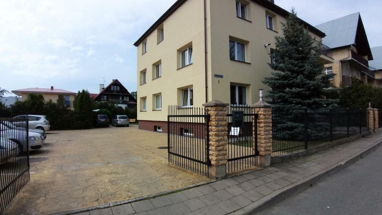 Poilsis Palangoje Pas Daiva 호텔 팔랑가 외부 사진